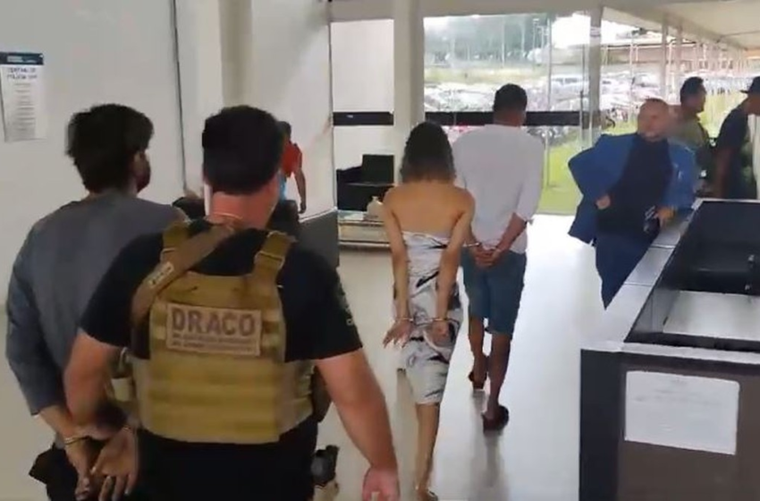  Homem é preso por fingir sequestro e tentar extorquir a mãe; suspeito pediu R$ 7 mil por 'resgate'