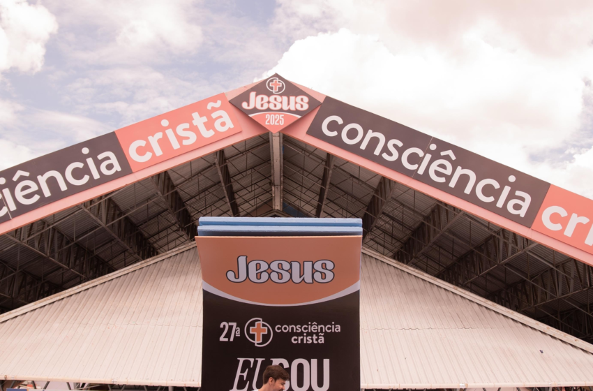  Casal que se conheceu na 'Consciência Cristã', na PB, registra fotos pré-casamento no local do evento