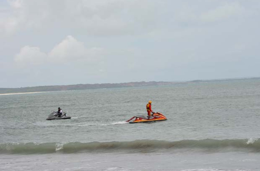  Homem morre afogado em praia de Lucena, no Litoral Norte da Paraíba