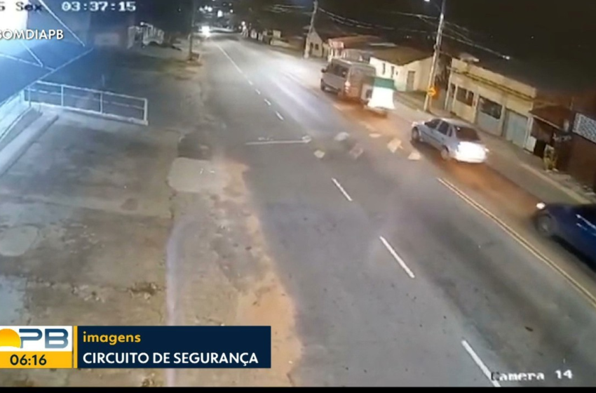 Imagens de câmera de segurança mostram dupla suspeita de matar comerciante em Campina Grande