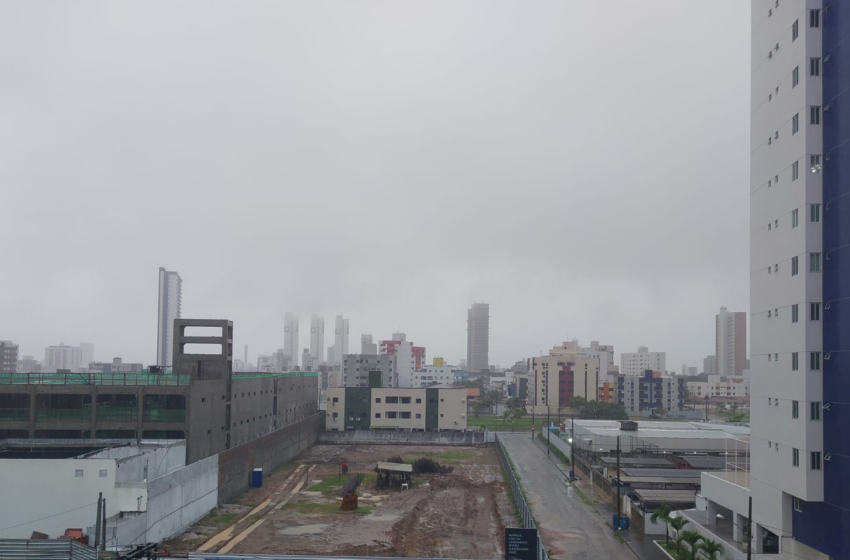  Inmet emite alerta de chuvas intensas para cidades do Sertão paraibano