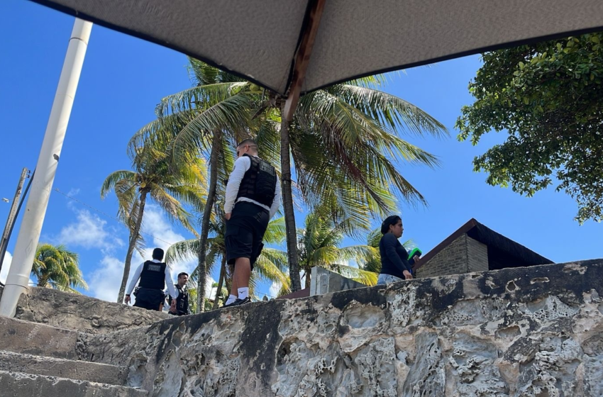  Ataque a tiros na praia do Bessa, em João Pessoa, deixa uma pessoa ferida; suspeitos fugiram