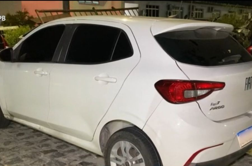  Motorista de transporte por aplicativo tem carro levado por trio durante assalto, em João Pessoa