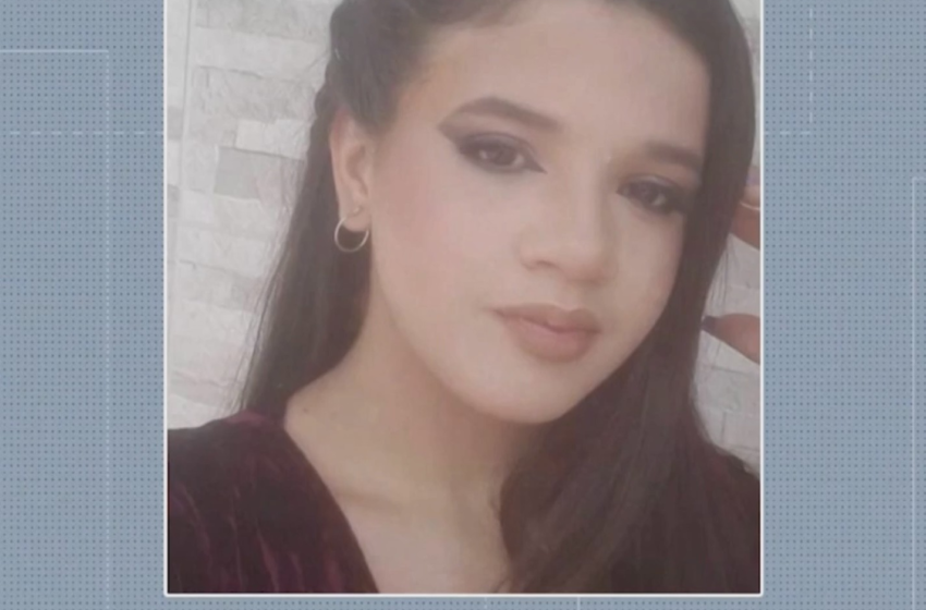  Adolescente morre após sofrer descarga elétrica ao retirar celular da tomada depois de sair do banho, na PB