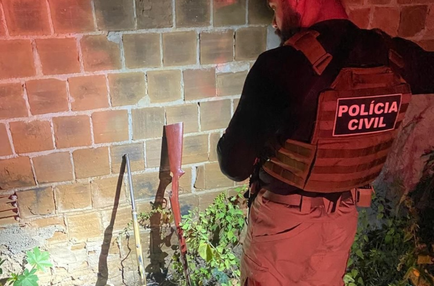  Assalto com cinco reféns termina com prisão de homem e apreensão de adolescente em Areial