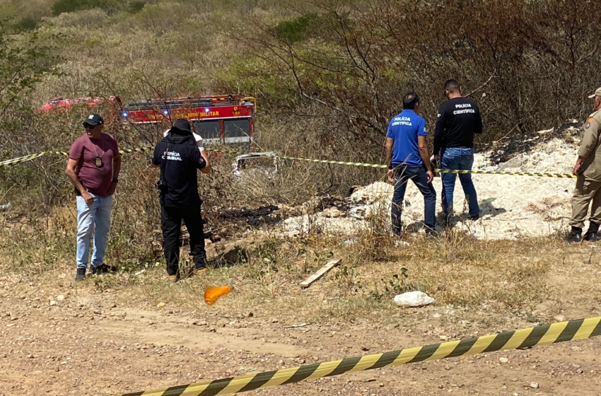  Corpo carbonizado é encontrado dentro de carro incendiado, em Campina Grande