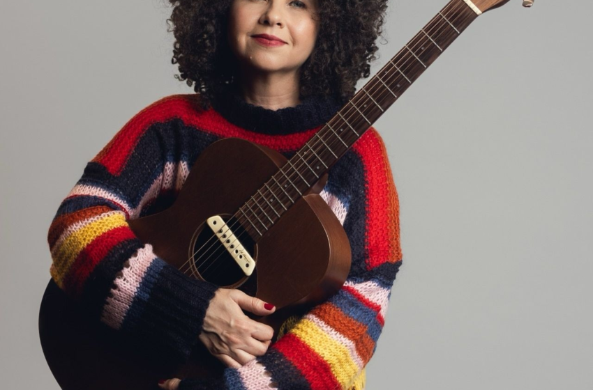 Roberta Campos apresenta show do álbum 'Coisas de Viver' em Campina Grande