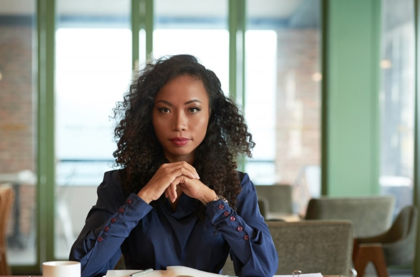 Mulheres negras ganham em média R$ 500 a menos na Paraíba