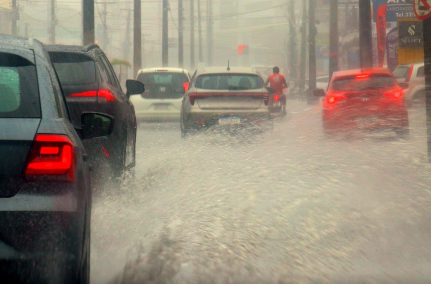 Inmet emite alerta de chuvas para João Pessoa e mais 25 cidades na Paraíba