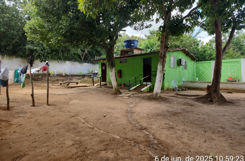 Pacientes são resgatados de comunidade terapêutica no Conde, na PB, após denúncia de maus-tratos