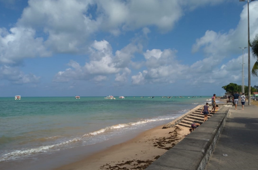 Litoral da Paraíba tem três trechos de praias impróprios para banho