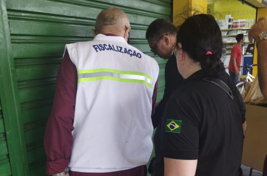 Quatro lojas e uma fábrica são interditadas por vender produtos naturais para tratamentos de saúde sem registro
